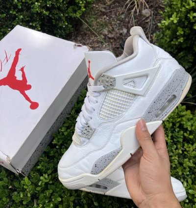 Air Jordan 4 Retro White Oreo