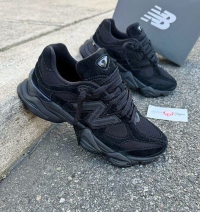 Newbalance 9060 Full Black Sneakers