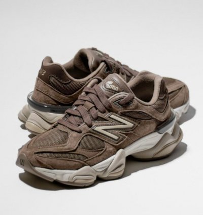 Newbalance 9060 Mushroom Brown Sneakers