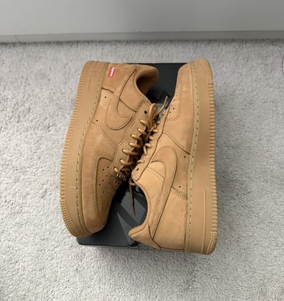 Supreme Nike Air Force 1 Flax