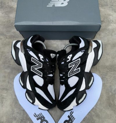 Newbalance 9060 Panda Sneakers