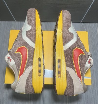 Nike Air Max 1 swoosh Low Poly Big Head Origins