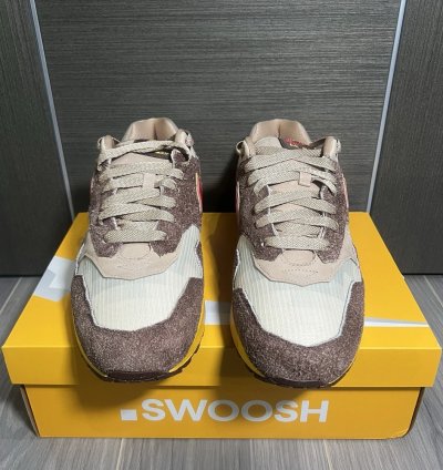 Nike Air Max 1 swoosh Low Poly Big Head Origins