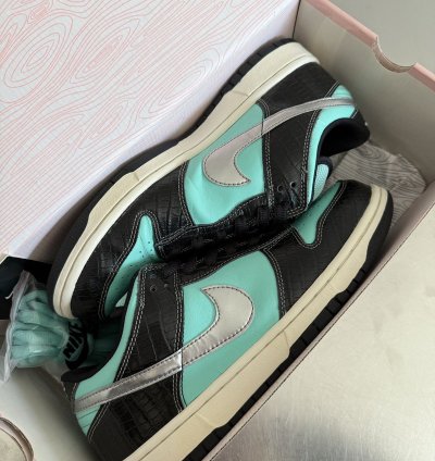 Nike Dunk Sb Tiffany Size 9 5 2005 Tiffs Diamonds