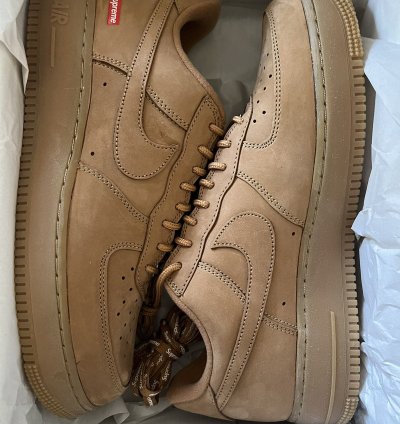 Supreme Nike Air Force 1 Low
