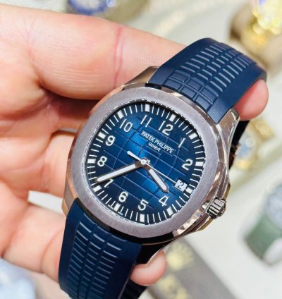 Patek Philippe Aquanaut 5168g-001 Aquanaut Blue Dial 42mm White Gold Watch Box And Papers