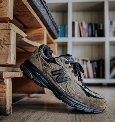Newbalance 990v3 Jjjjound Brown Black Running Shoes