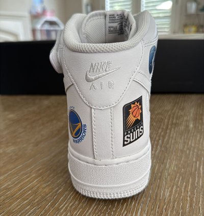 Supreme Nike Air Force 1 Mid 07 rare Never Worn