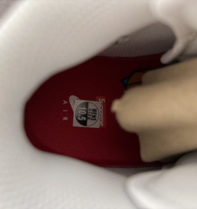 Supreme Nike Air Force 1 Mid 07 rare Never Worn