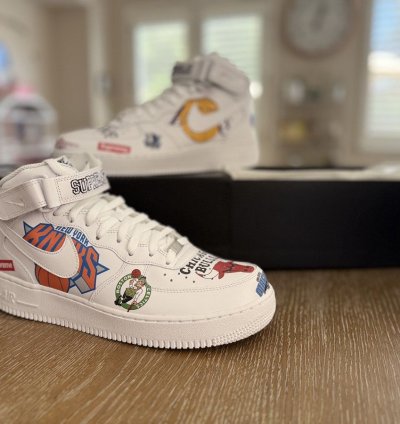 Supreme Nike Air Force 1 Mid 07 rare Never Worn