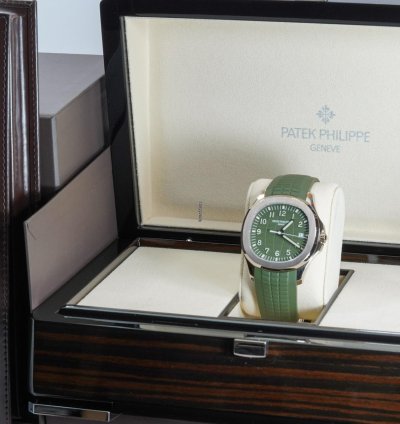 Patek Philippe Aquanaut 5168g-010 5168g White Gold Khaki Green 2021 Fa