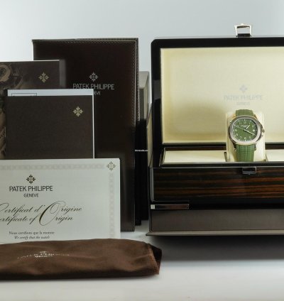 Patek Philippe Aquanaut 5168g-010 5168g White Gold Khaki Green 2021 Fa