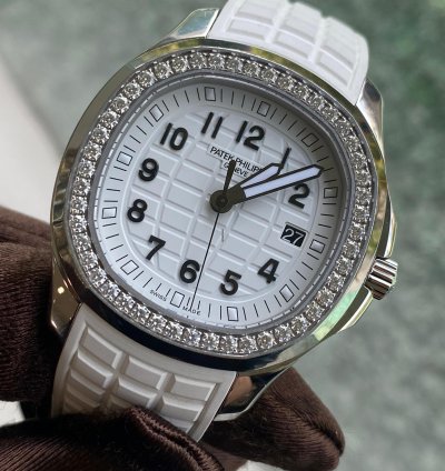 Patek Philippe Aquanaut 5267 200a-010