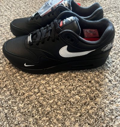 Supreme Nike Air Max 1 87