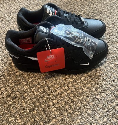 Supreme Nike Air Max 1 87