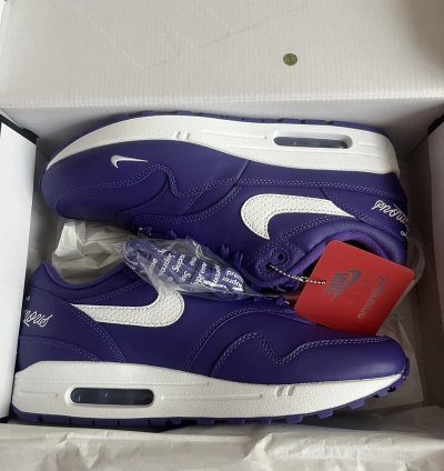 Supreme Nike Air Max 1 87 Sp