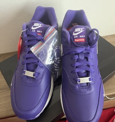 Supreme Nike Air Max 1 87 Sp