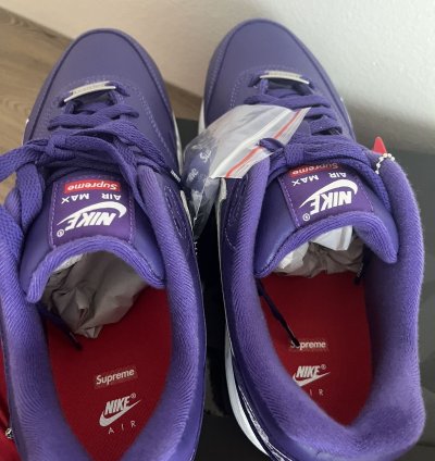 Supreme Nike Air Max 1 87 Sp