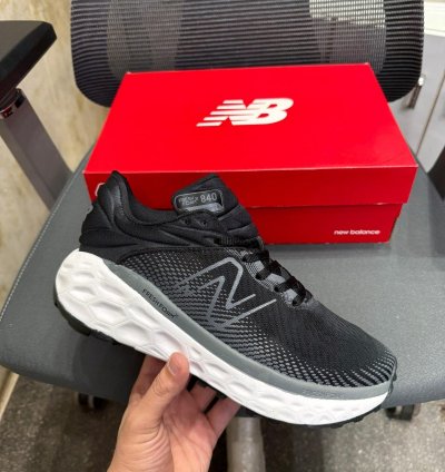 Newbalance Fresh Foam V840 Black White Sneakers