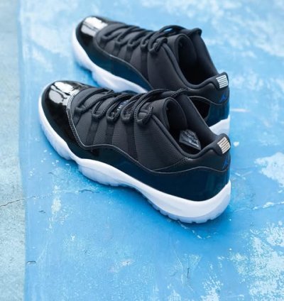 Air Jordan 11 Retro Low Space Jam
