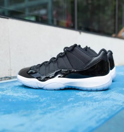 Air Jordan 11 Retro Low Space Jam
