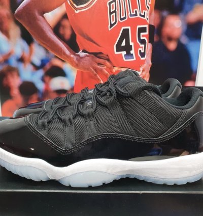 Air Jordan 11 Retro Low Space Jam
