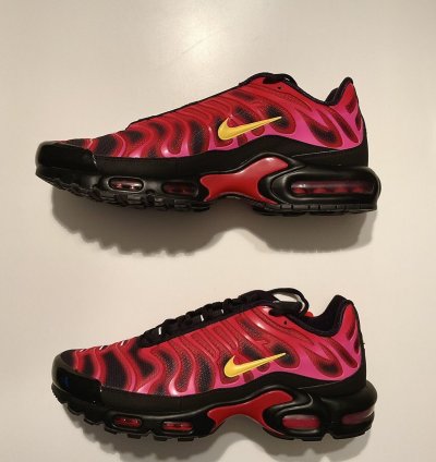 Supreme Nike Air Max Plus Tn