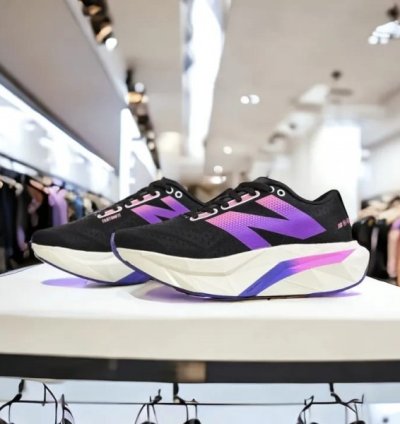 Newbalance Fuelcell Sc Elite V4 Sneakers