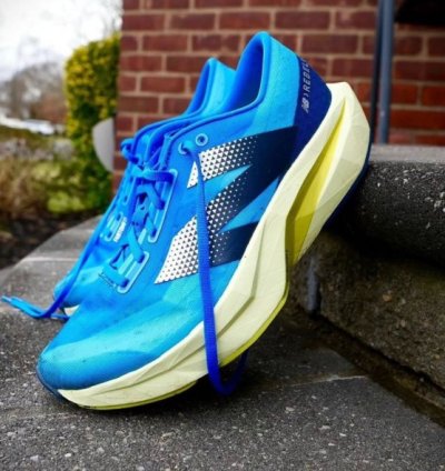 Newbalance Fuelcell Sc Rebel V4 Blue Running Shoes