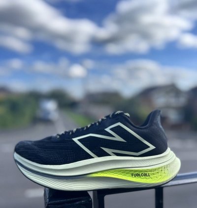 Newbalance Fuelcell Supercomp Trainer V2 Black Sneakers