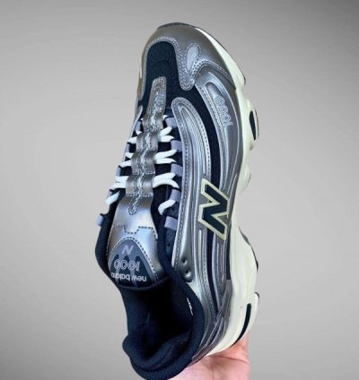 Newbalance M1000 Silver Metallic Running Shoes
