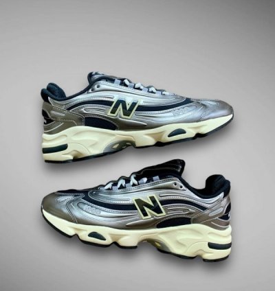 Newbalance M1000 Silver Metallic Running Shoes