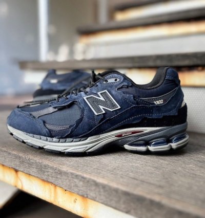 Newbalance Nb 2002r Protection Pack Navy Blue Running Shoes