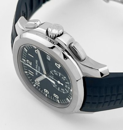 Patek Philippe Aquanaut 5968g-001 White Gold Blue Dial 2022