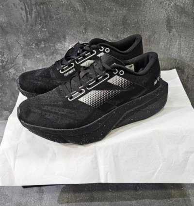 Newbalancee Elite V4 Black Spark Running Shoes
