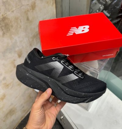 Newbalancee Elite V4 Black Spark Running Shoes
