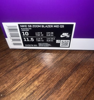 Supreme Nike Sb Blazer Mid Qs Black Size 10
