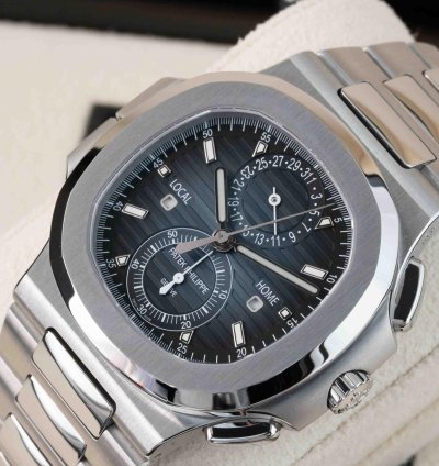 Patek Philippe Aquanaut 5990 1a-011
