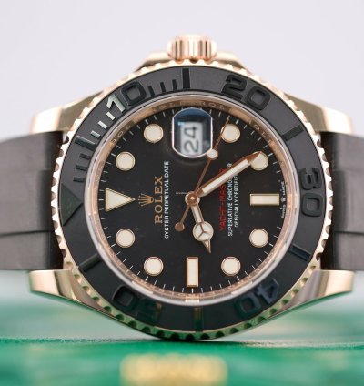 Rolex Yacht-master 40 2022 Rolex Rose Gold Oysterflex Yacht Master 40 126655