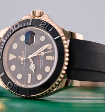 Rolex Yacht-master 40 2022 Rolex Rose Gold Oysterflex Yacht Master 40 126655
