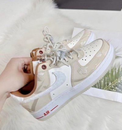 Nik E Air Force 1 Leap High Seakers