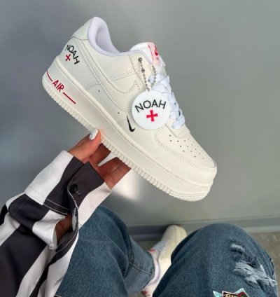 Nik E Air Force 1 Low 07 X Noah Sneakers