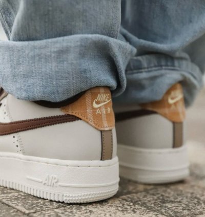 Nik E Air Force 1 Lv8 Brogue Wingtip Sneakers
