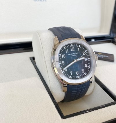 Patek Philippe Aquanaut Blue White Gold 2021 Full Set