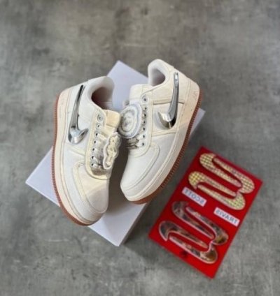 Nik E Air Force 1 X Travis Scott Sail Sneakers Semi Ua