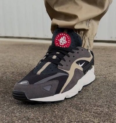 Nik E Air Huarache Runner Brown Running Shoes