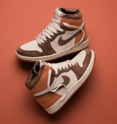 Nik E Air Jordan 1 High Basketball Sneakers