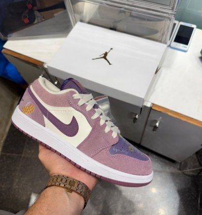 Nik E Air Jordan 1 Low Unity Basketball Sneakers