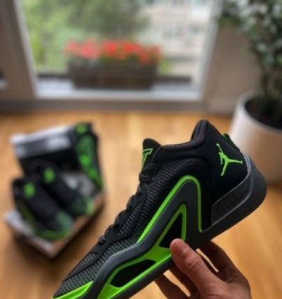 Nik E Air Jordan 1 Tatum Home Town Basketball Sneakers