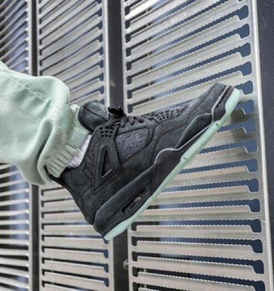 Nik E Air Jordan 4 Black Kaws Basktetball Sneakers Semi Ua